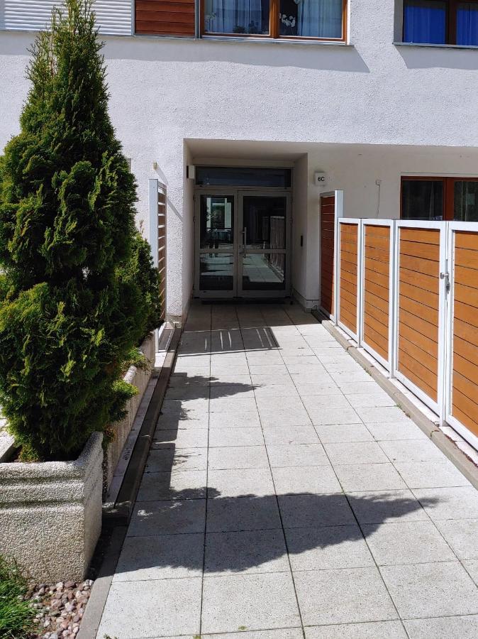 Swinoujscie Platan Patio 6 - Berry Apartments Exteriör bild
