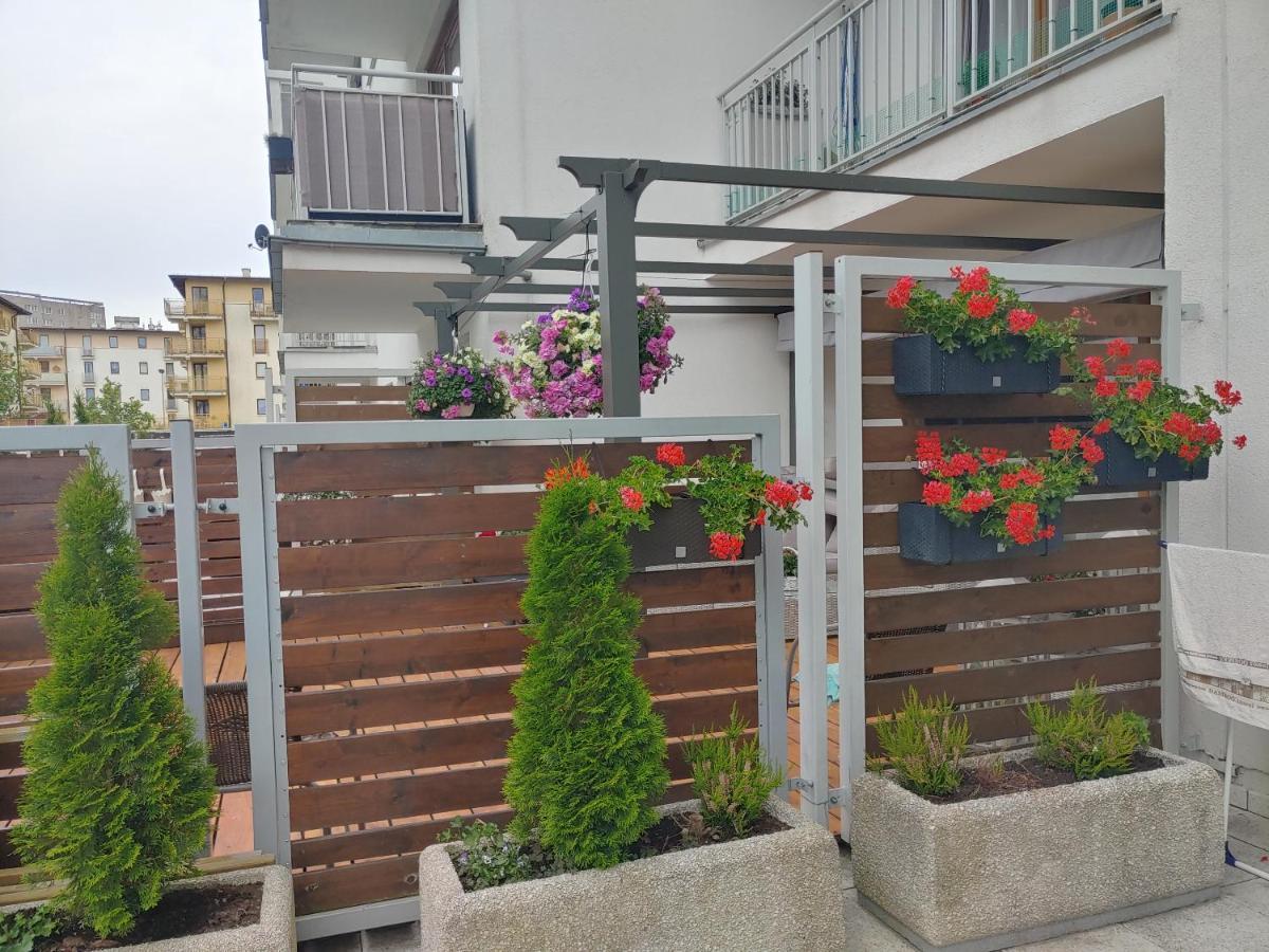 Swinoujscie Platan Patio 6 - Berry Apartments Exteriör bild